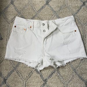 Levi’s 501 white raw hem Denim shorts
